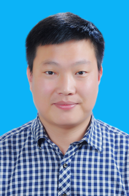 闫华东 闫华东
